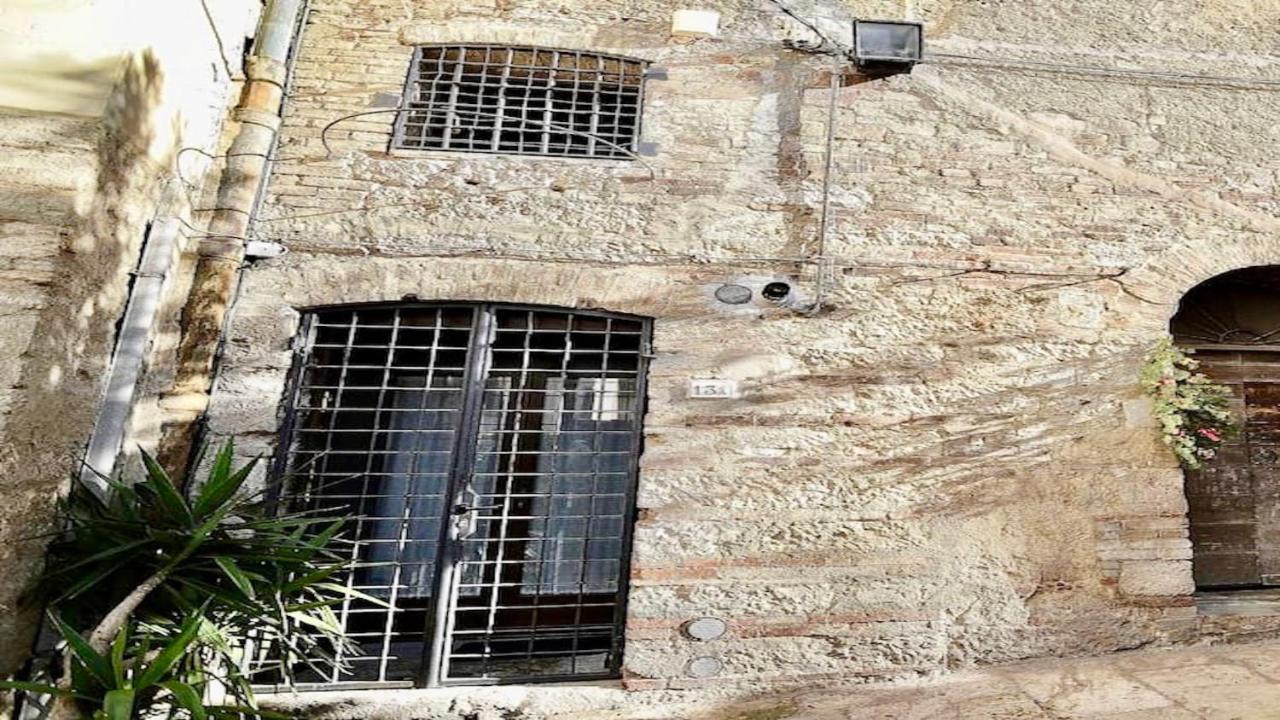 Authentic Cave House In The Heart Of The Village! Масса-Мариттіма Екстер'єр фото